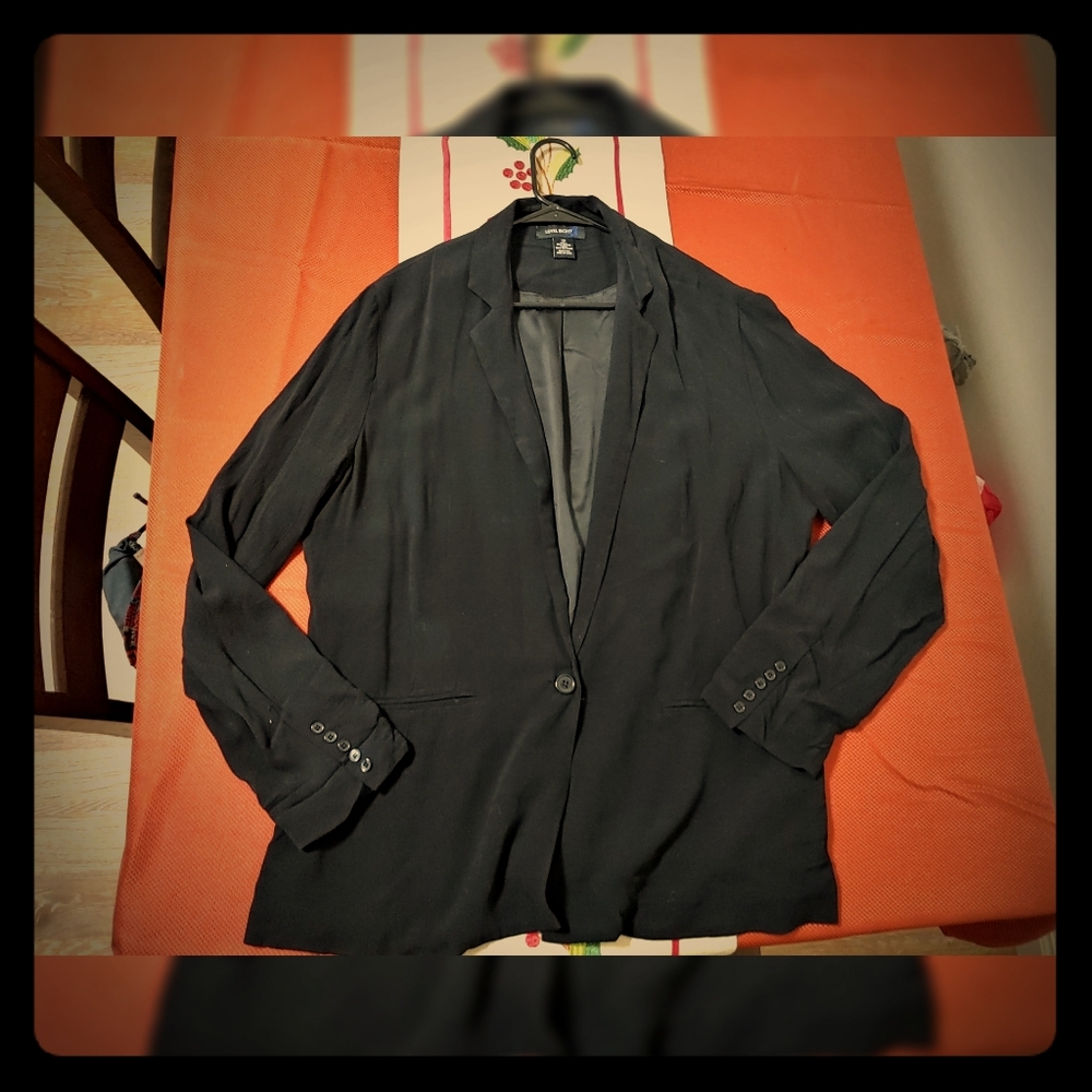 WMNS Level8 Black Blazer